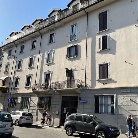 Casa Di Ringhiera Old Milan Apartment Luaran gambar
